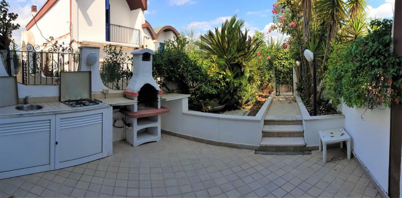 La Villa Fronte Spiaggia Bandiera Blu Sperlonga Exterior photo